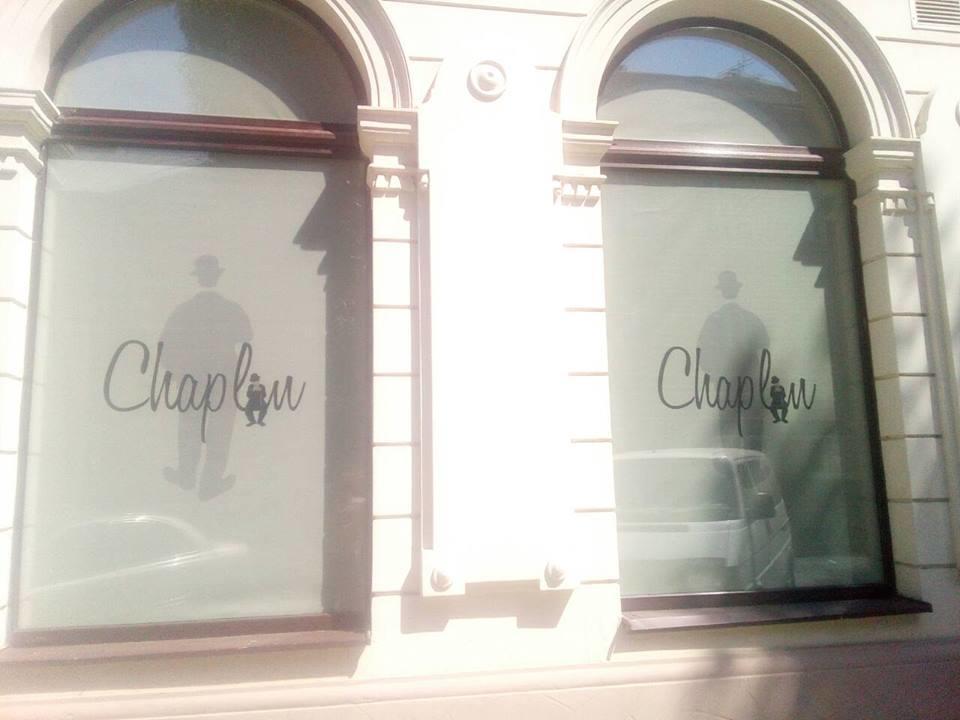 Отель Chaplin Львов Экстерьер фото
